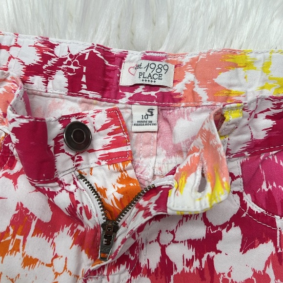 💝 10/$10 💝 Colorful Tropical Long Shorts Juniors CHILDREN'S PLACE Size 10 - Picture 2 of 6